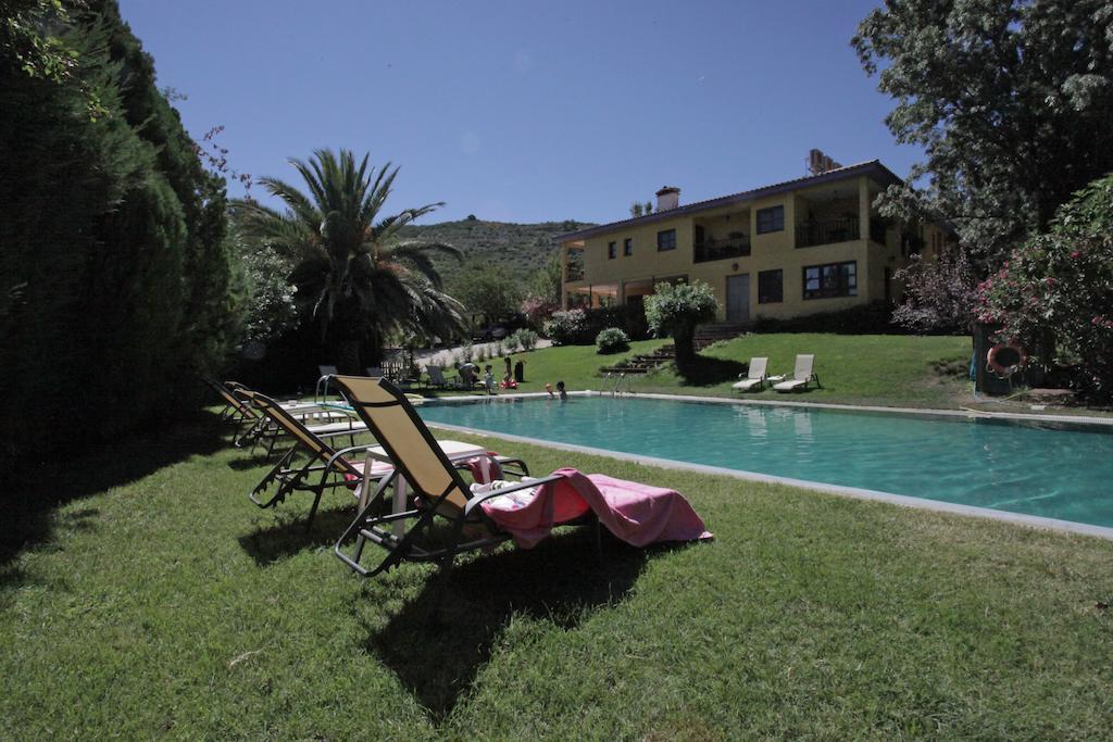 Hotel Rural Xerete Navaconcejo Exterior photo